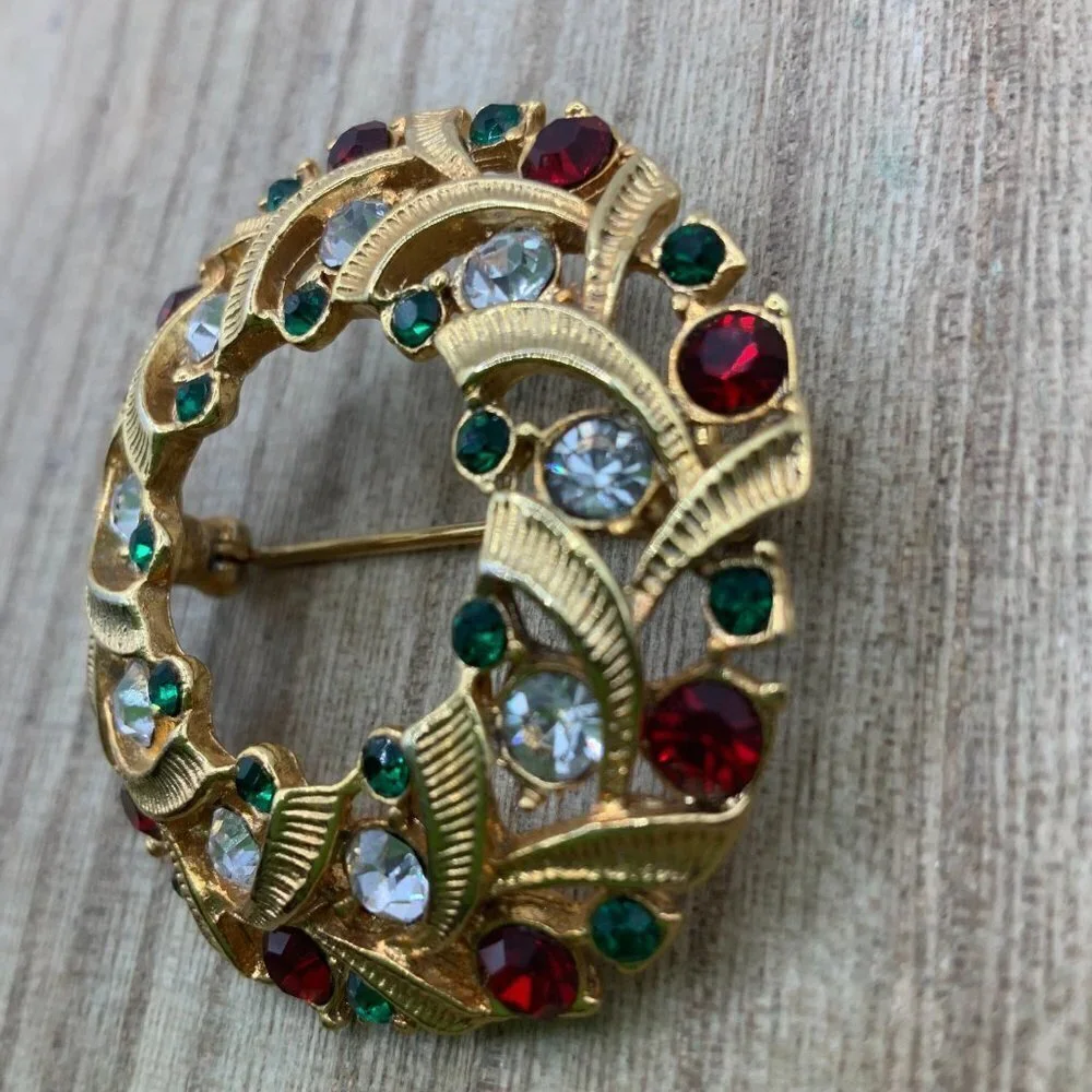 Eisnberg Ice Vintage Red Green Christmas Wreath Gold Tone Brooch